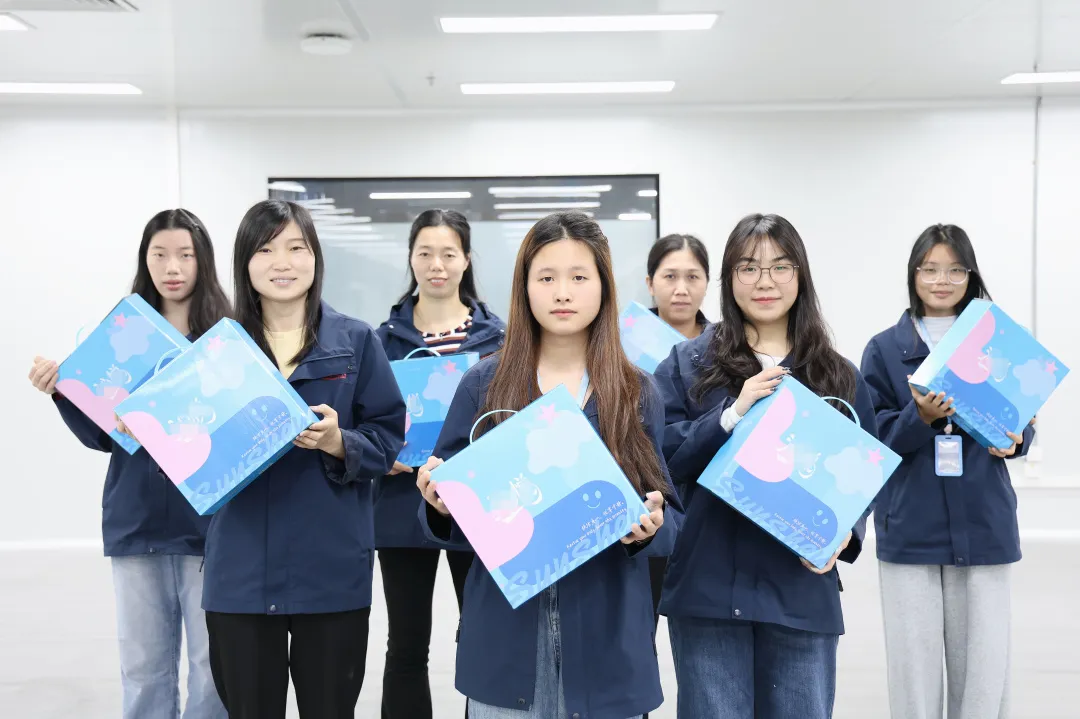 女神节：黄石“乒”出欢乐，广州“盒”你甜蜜！